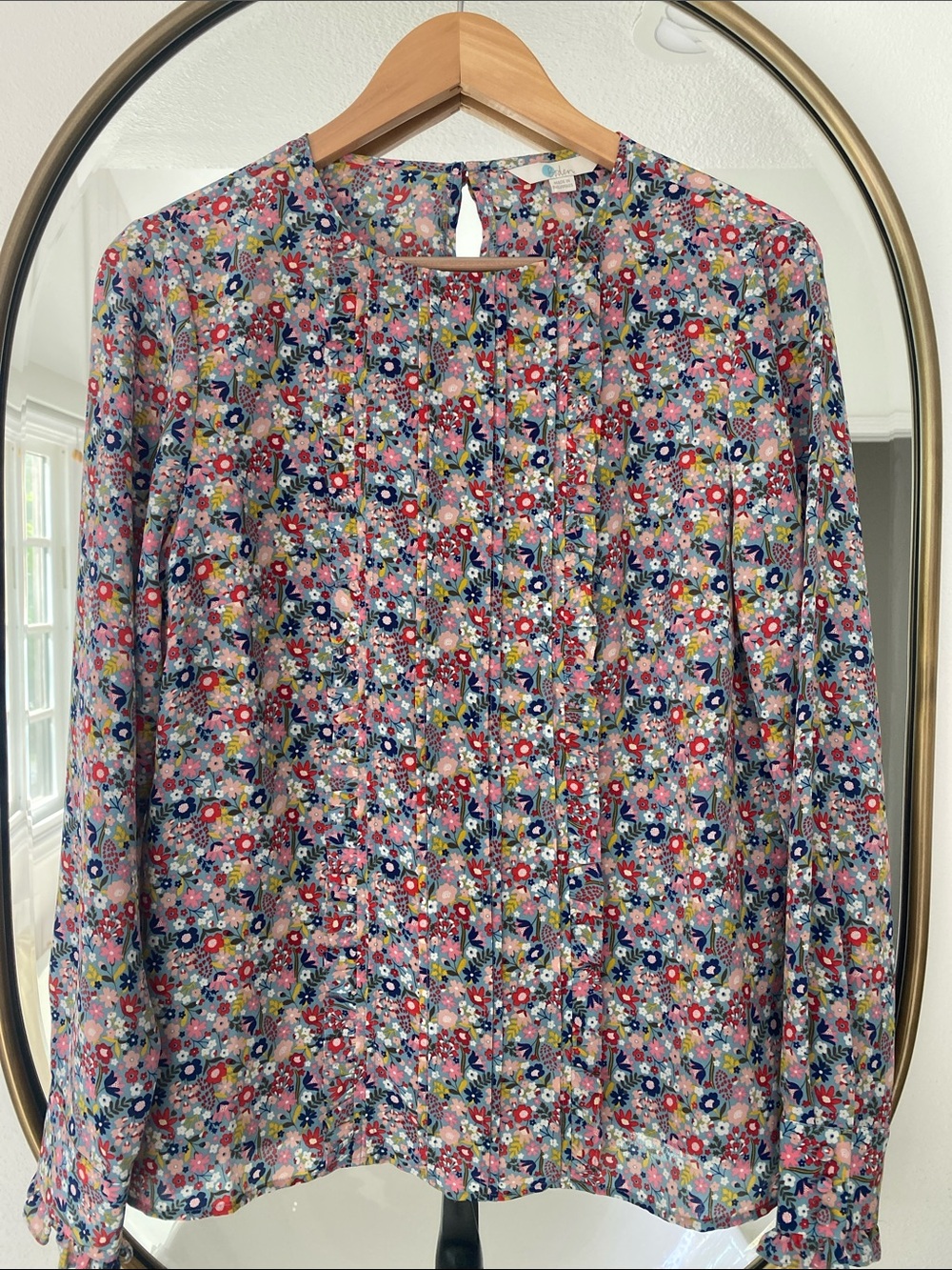 Boden 100% silk blouse